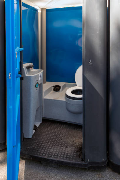 Portable Toilet Options We Offer in Valley Falls, RI